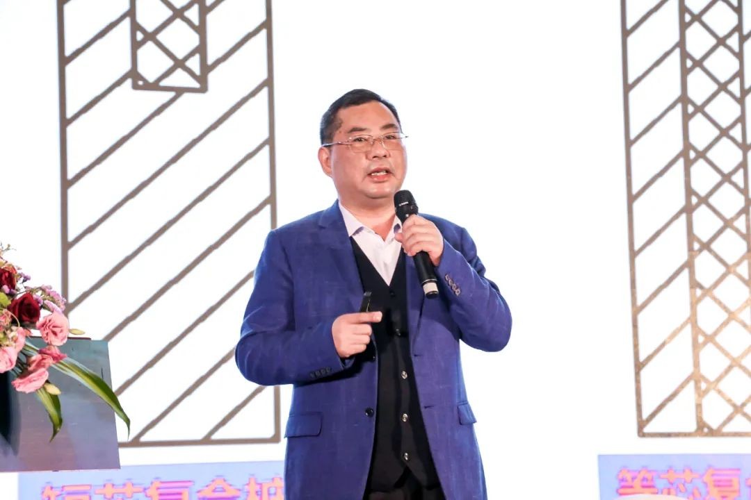 饕餮盛宴！304am永利集团智能?建华建材预造桩施工设备与技术互换会隆沉召开