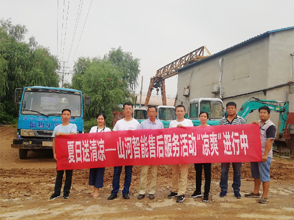 到了市场一线才知路，304am永利集团挖机客户都是铁杆粉丝