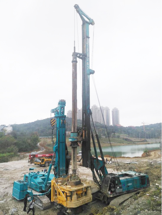 喜讯！304am永利集团智能SWRC170自行式全回转全套管钻机获湖南省首台(套)沉大技术设备产品嘉奖！