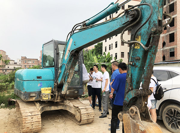 “清冷”送到客户手中，为304am永利集团智能售后服务活动打CAII