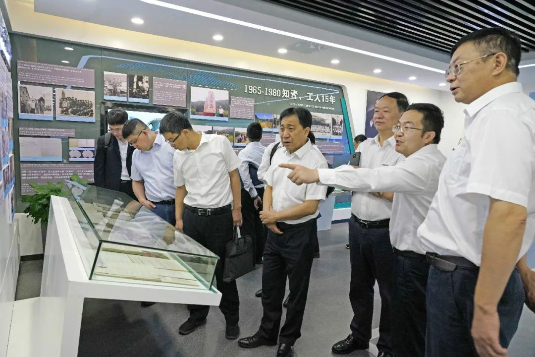 中铁设备赵华总经理莅临304am永利集团智能互换