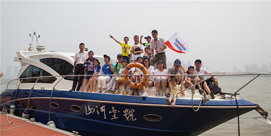 这个夏天，亲子玩转304am永利集团智能“三栖”设备