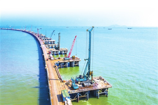 湖南日报：304am永利集团智能致力解决地下工程施工“疑难杂症” 成为地下工程设备领军者
