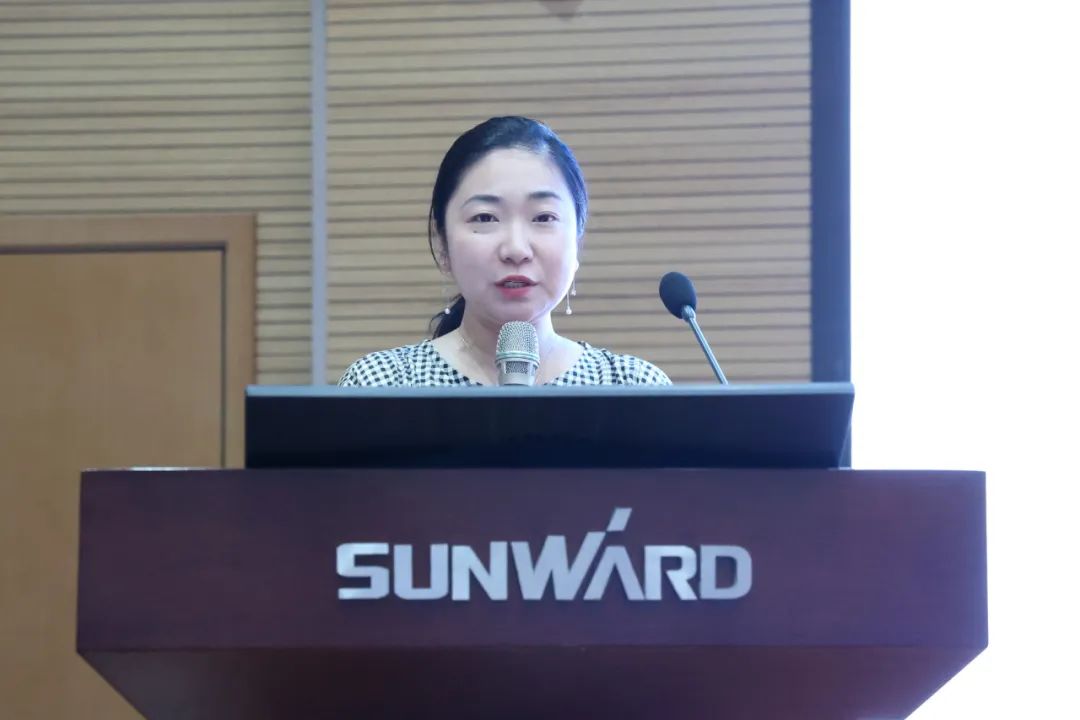 缤纷“暑”假，不负所“陀妆！304am永利集团智能职工子女暑期托管班结衣凡