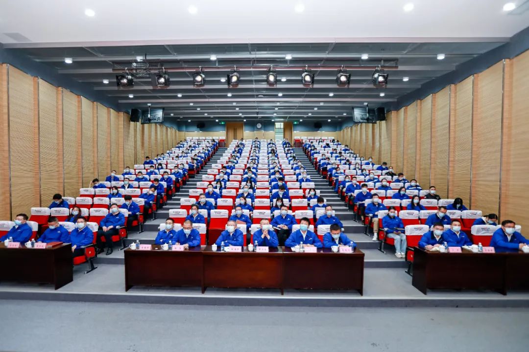 振奋人心！304am永利集团智能党员干部集中收看党的二十大开幕会盛况