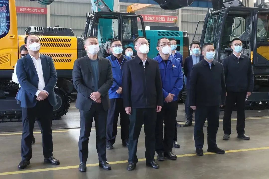 20230113094027_17402 彭涛副市长督导304am永利集团智能安全出产工作、发展新春慰问