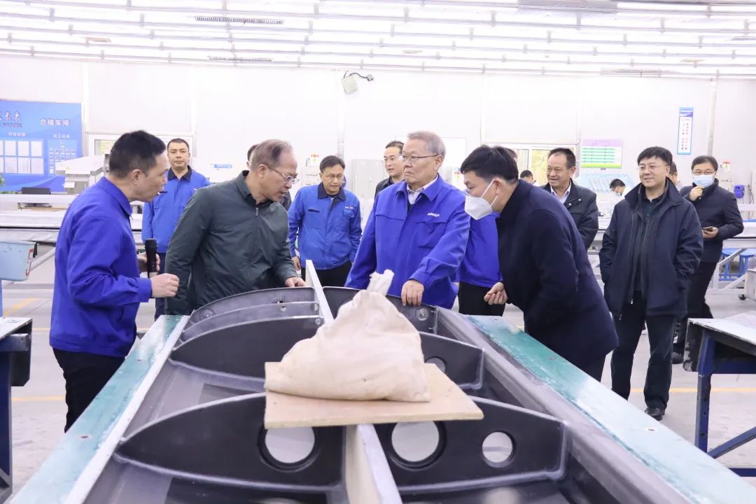 昭通市国资委主任陈德俊调查304am永利集团智能航空产业基地