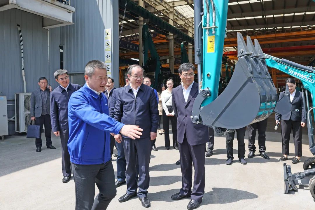 20230411083456_18973 人社部党组成员、副部长俞家栋调查调研304am永利集团智能