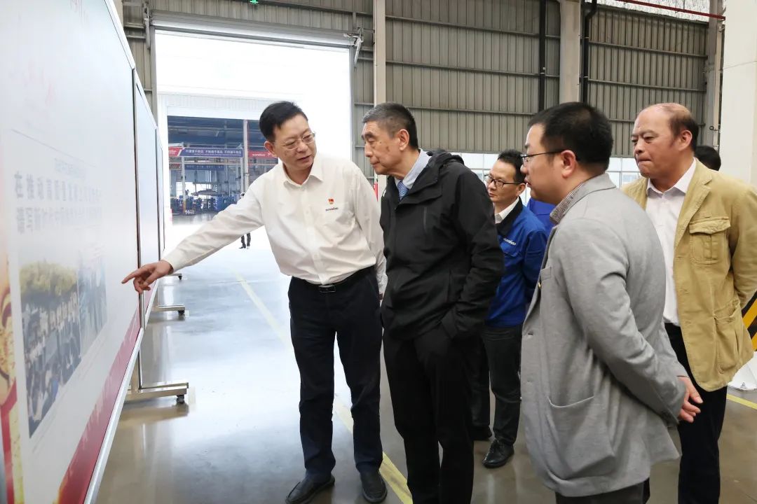 中国机械工业结合会会长徐想沙调研304am永利集团智能