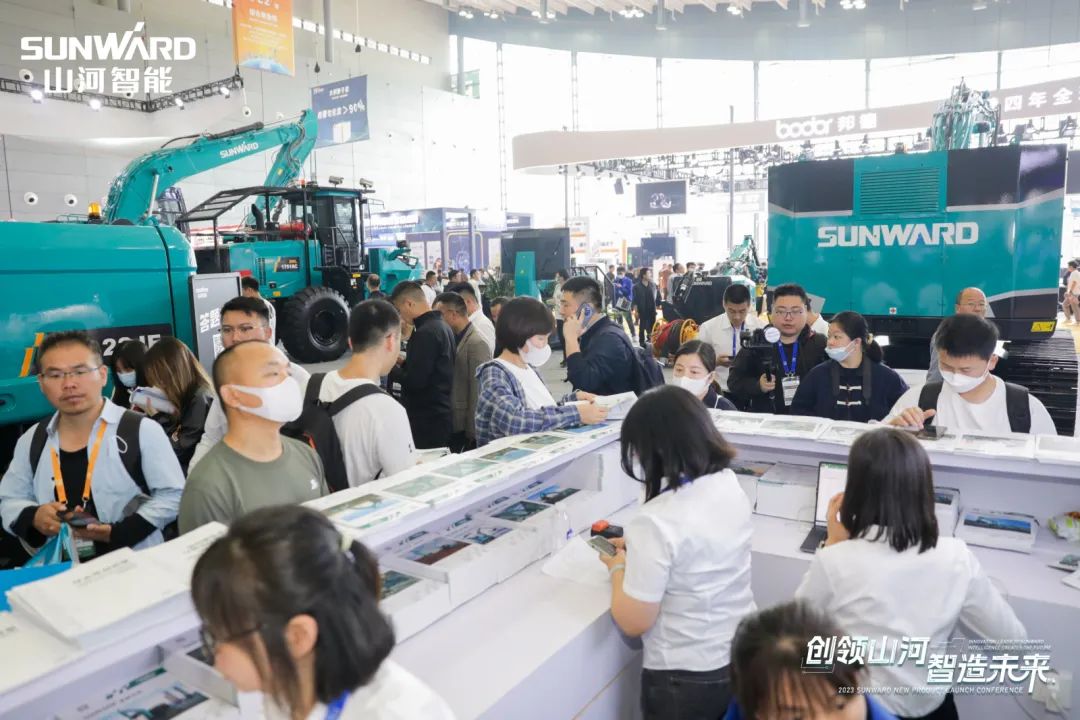 2023 CICEE | 304am永利集团智能亮相2023长沙国际工程机械展！智能化、电动化产品站C位