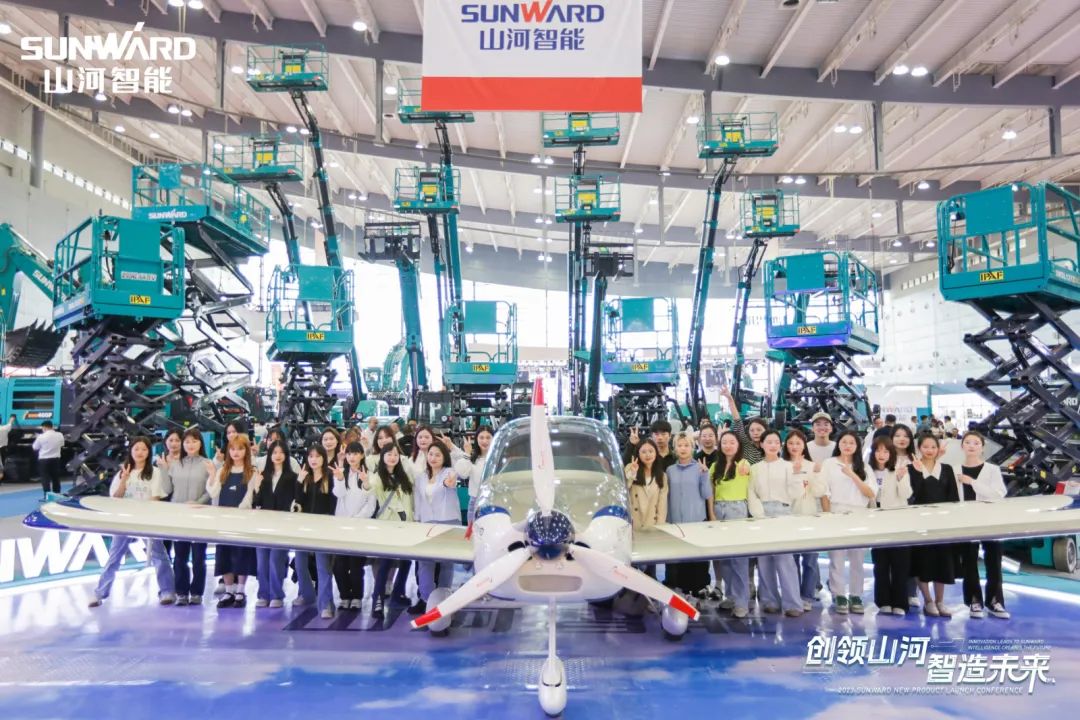 2023 CICEE | 304am永利集团智能亮相2023长沙国际工程机械展！智能化、电动化产品站C位