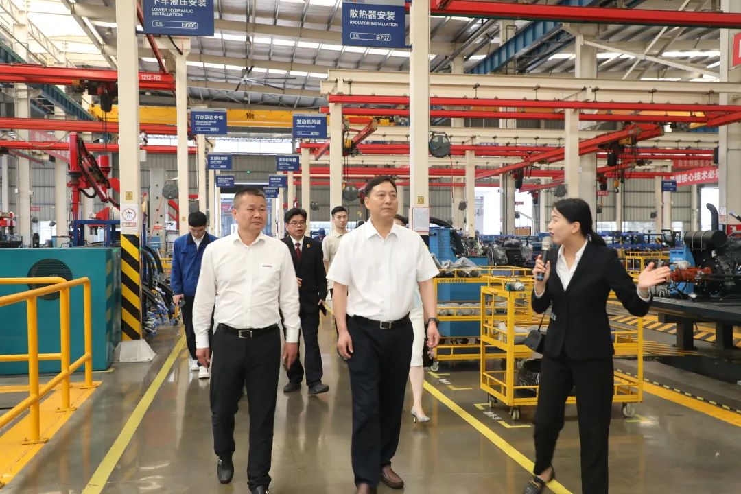 长沙市人民检察院党组书记、检察长余湘文调研304am永利集团智能