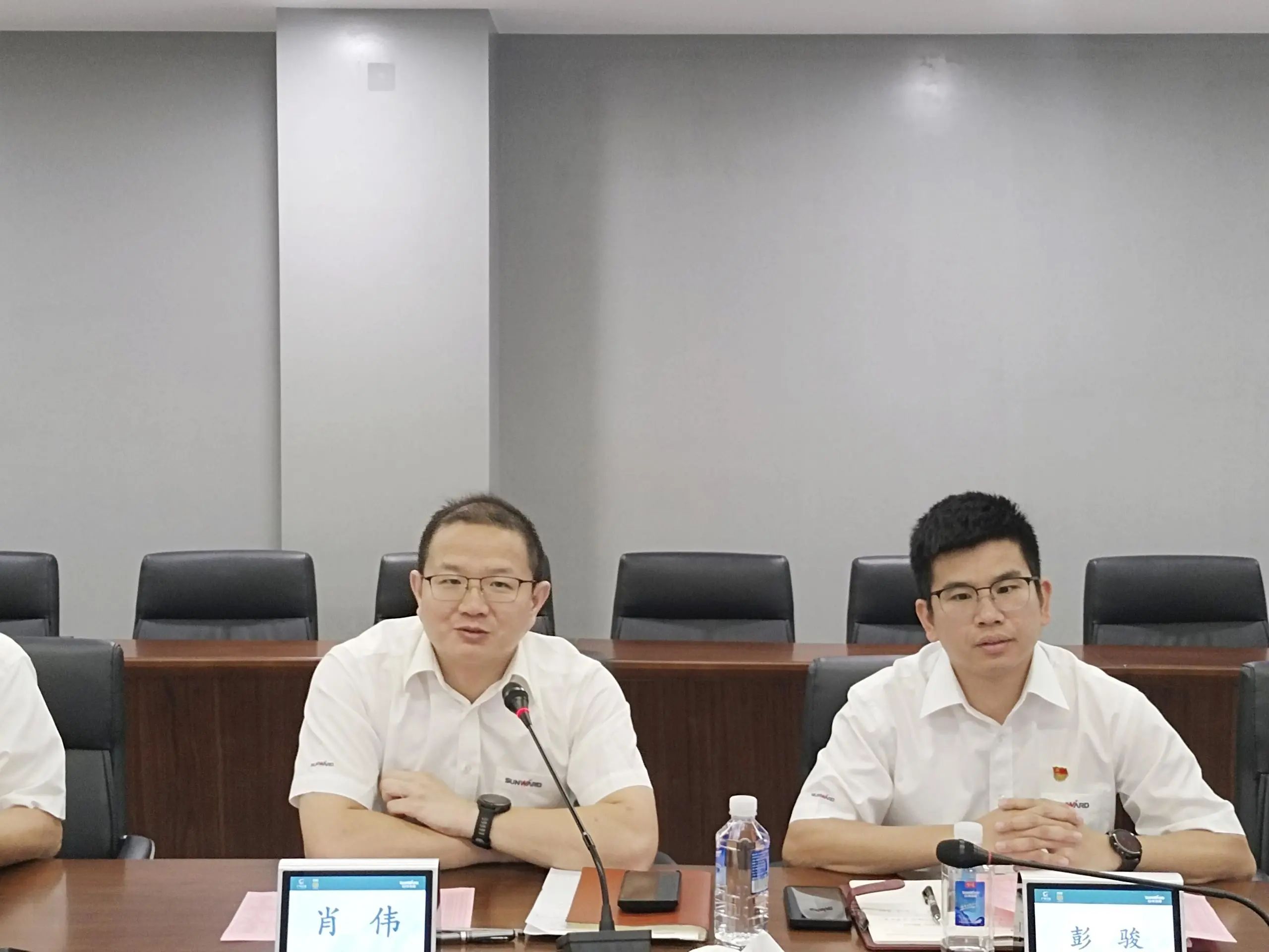 畅谈心声，共话未来！这场应届毕业生员工座谈会，很暖，很贴心！