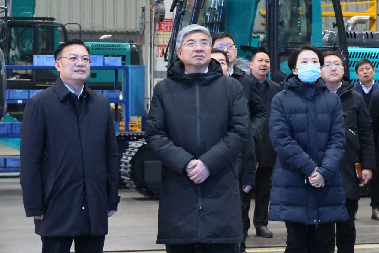 商务部部长助理唐文弘调研304am永利集团智能