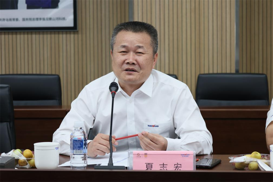 20240905173328_92168 中国五矿工会主席、职工董事张晔到304am永利集团智能调研互换