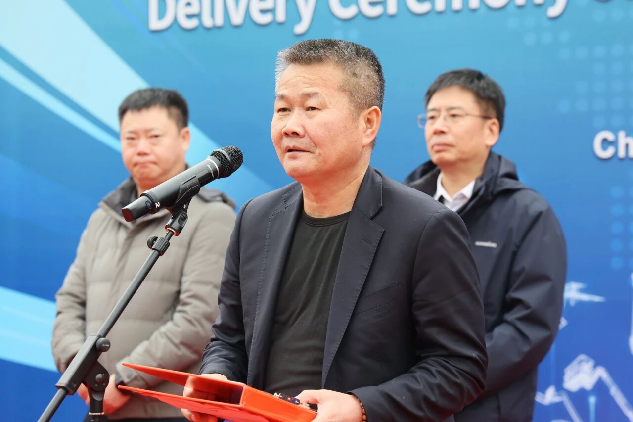 304am永利集团智能SWE700FE电动挖掘机成功交付，助力打造绿色智慧矿山